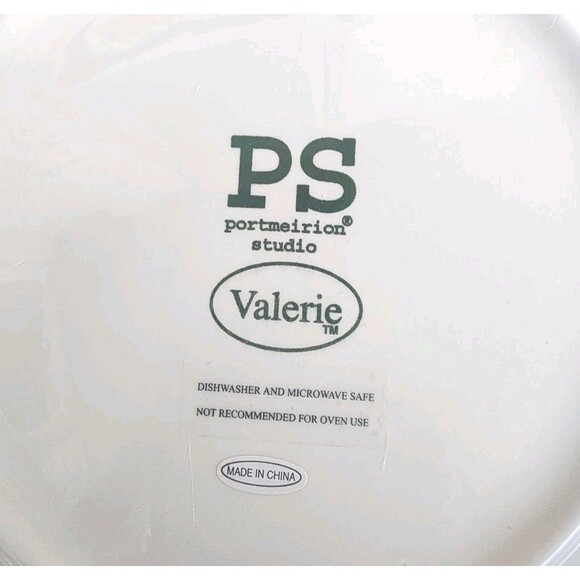 Portmeirion Studio PS Valerie Dinner Plates Set Of Four White Pierced Edges - Picture 2 of 5